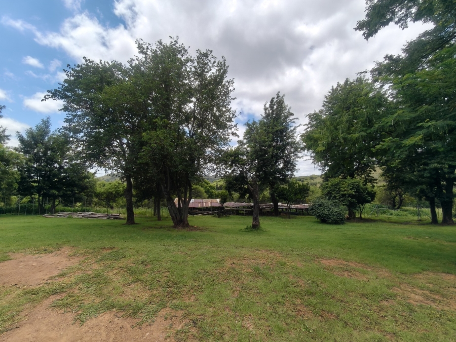 4 Bedroom Property for Sale in Groot Marico North West